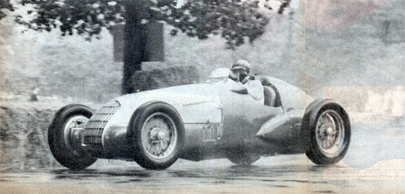 Oscar Galvez y el Alfa Romeo 308