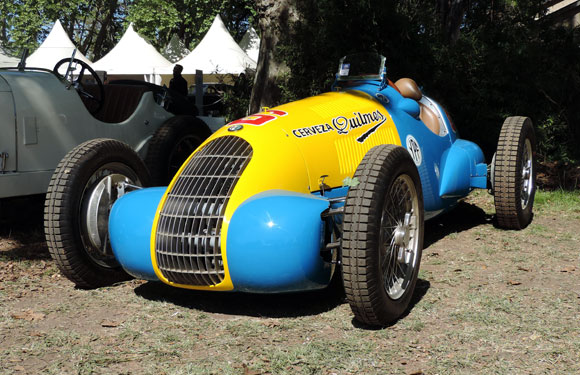 Oscar Alfredo Galvez. Antes que la F1 naciera ya llevaba publicidad